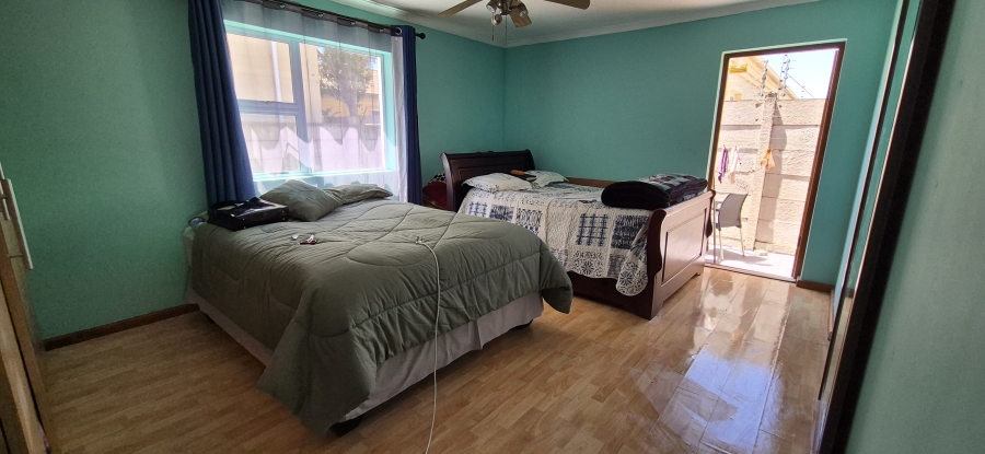 4 Bedroom Property for Sale in Parklands Western Cape